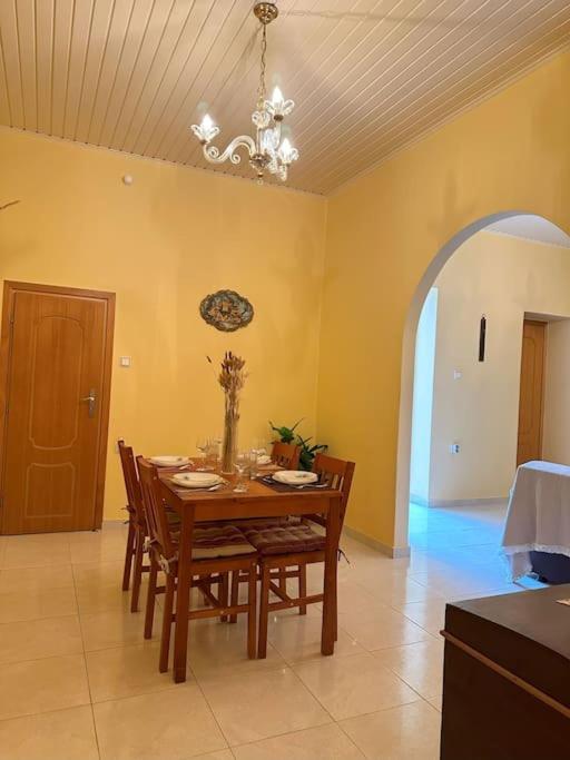 Malona Village Elia Old Mansionヴィラ エクステリア 写真